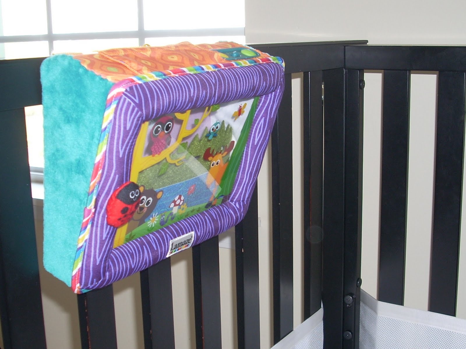 Mom Mart Lamaze Northern Lights Crib Soother Review