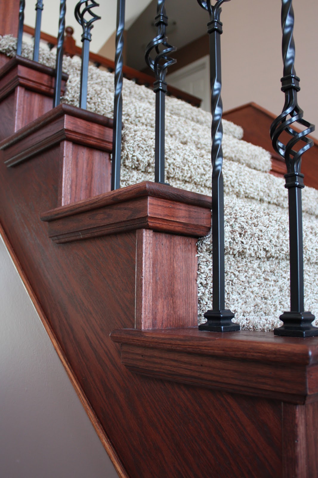 The Yellow Cape Cod Staircase MakeoverBefore and After