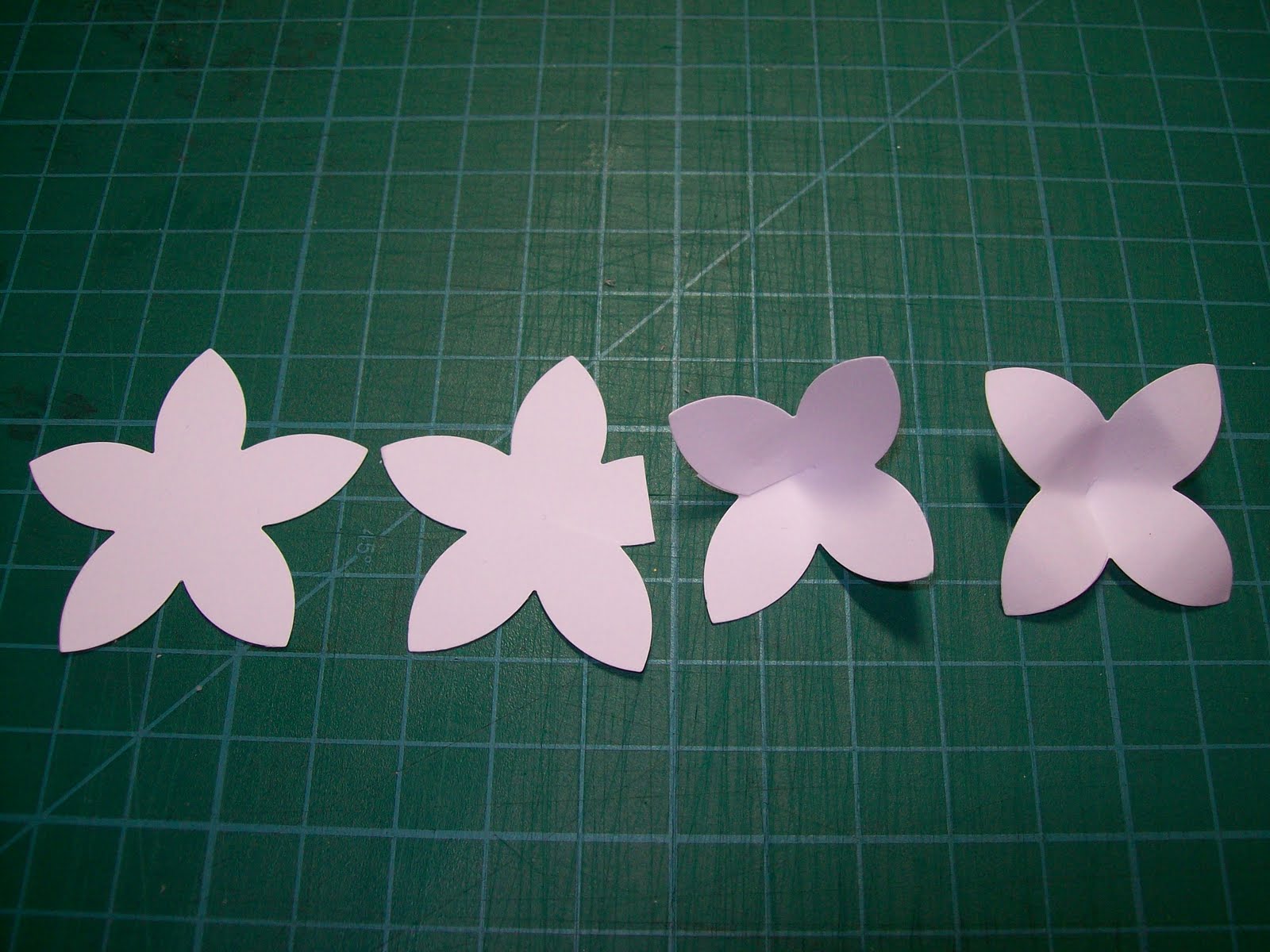 make my monday mmm mid week motivation 5 petal flower paper punch