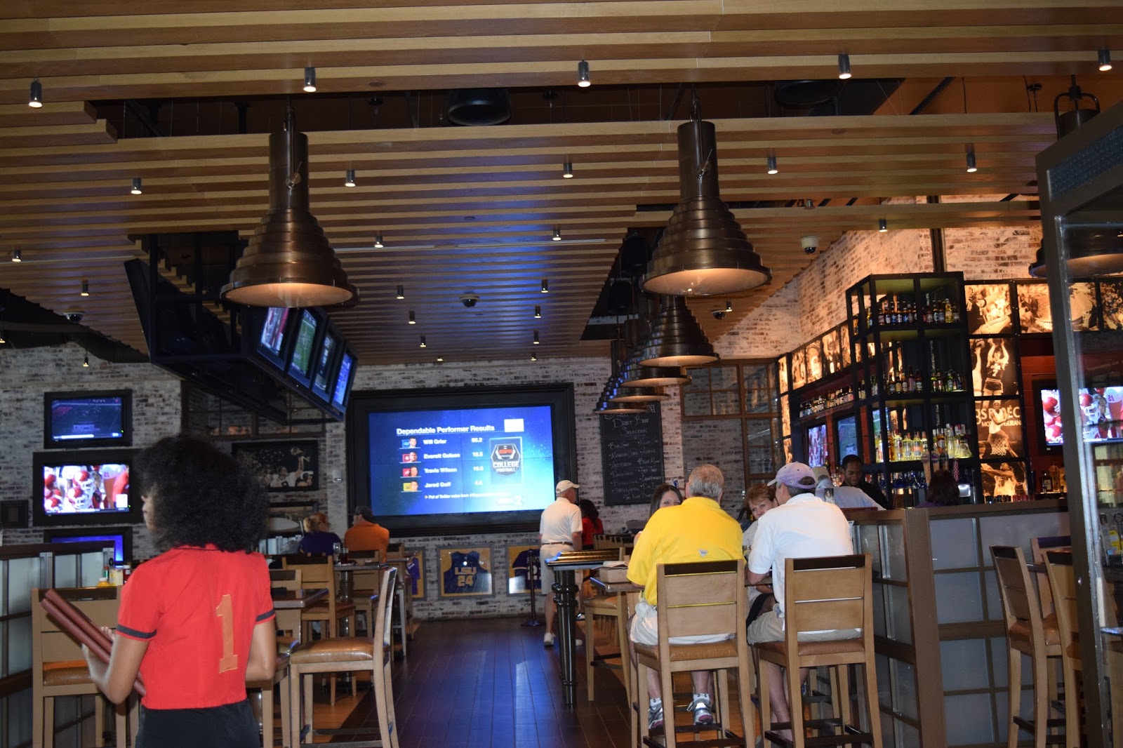Stadium Sports Bar and Grill DA' STYLISH FOODIE