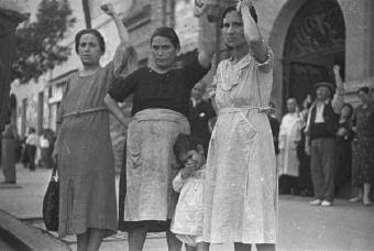 Fotografía hallada en la maleta mexicana de Robert Capa.-