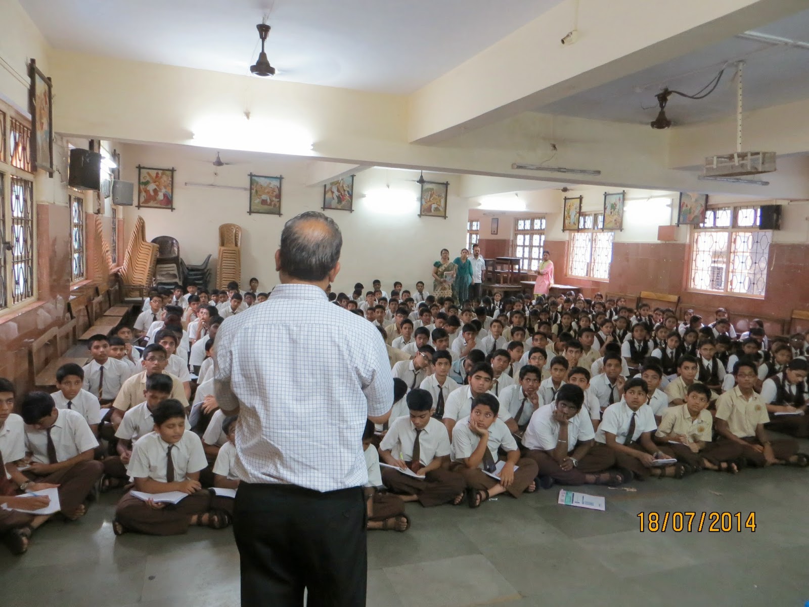 AVEC Mumbai LOURDES HIGH SCHOOL KALYAN STUDENTS' ORIENTATION