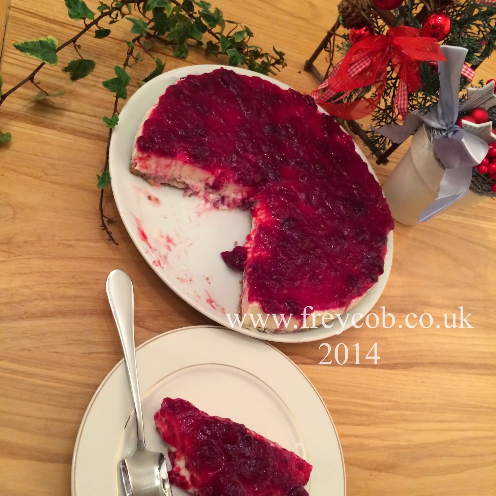 Freycob Quark Winterberry Wobbly Cheesecake