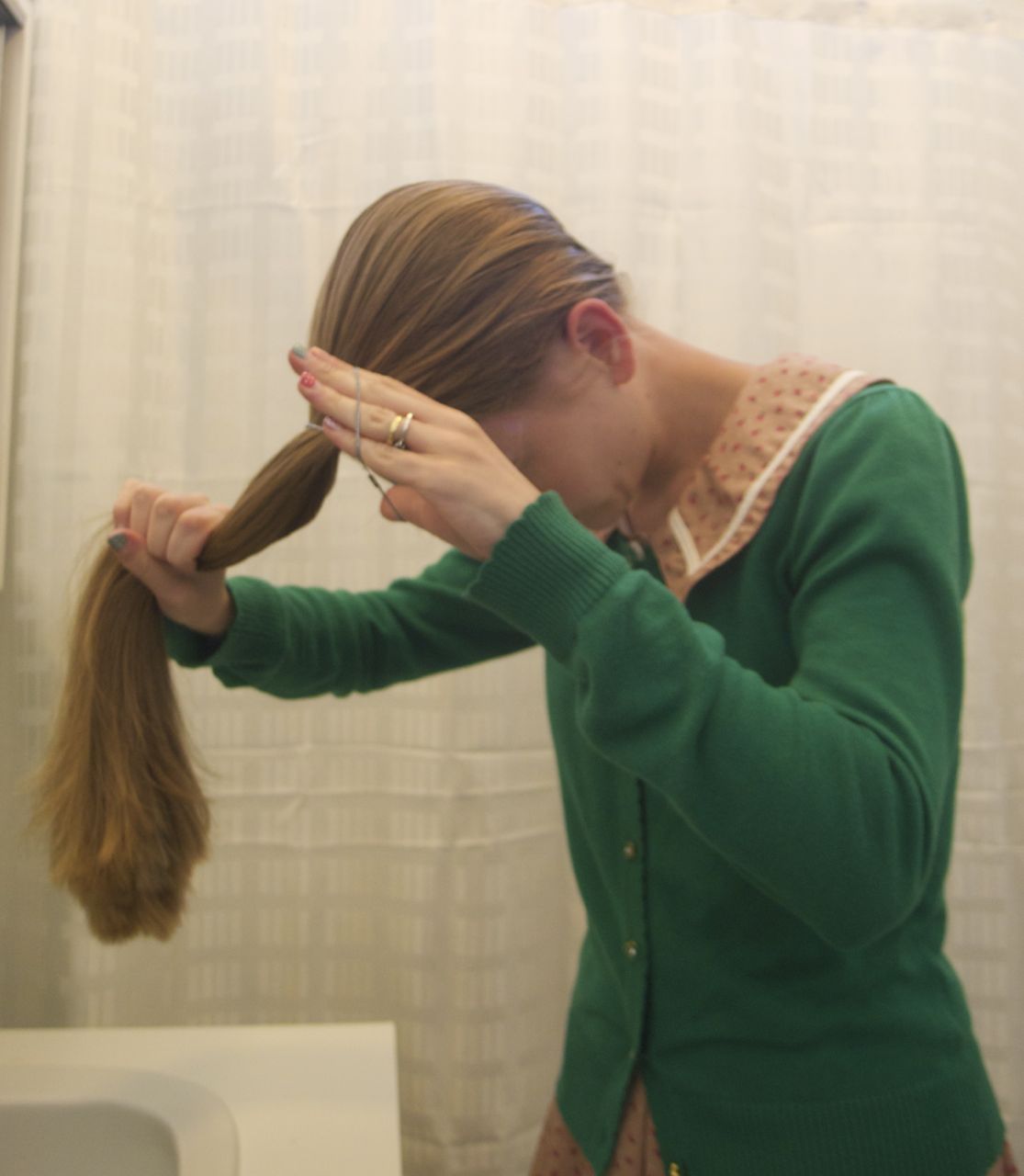 How to cut your own hair