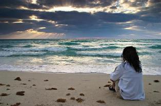 sit on the beach