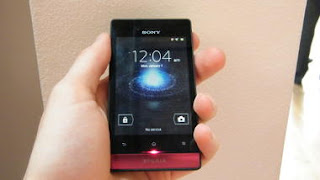 Sony Xperia Miro (Pictures)