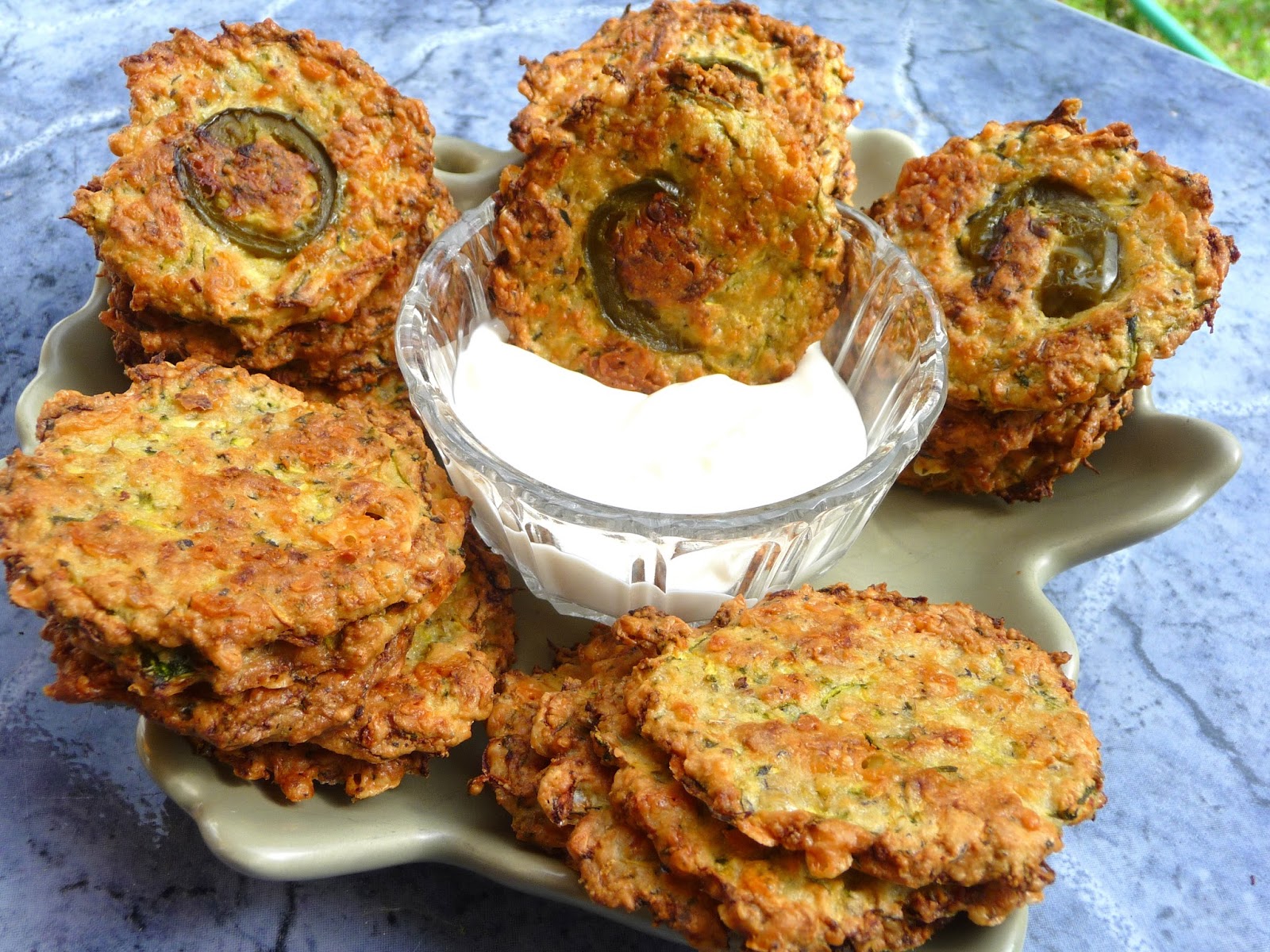 SPLENDID LOWCARBING BY JENNIFER ELOFF ZUCCHINI CRACKERJACK SNACKS