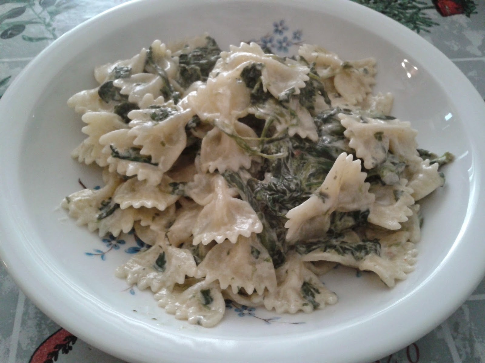 Farfalle panna e spinaci