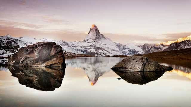Impresionantes fotos del Monte Cervino en todas las horas del día
