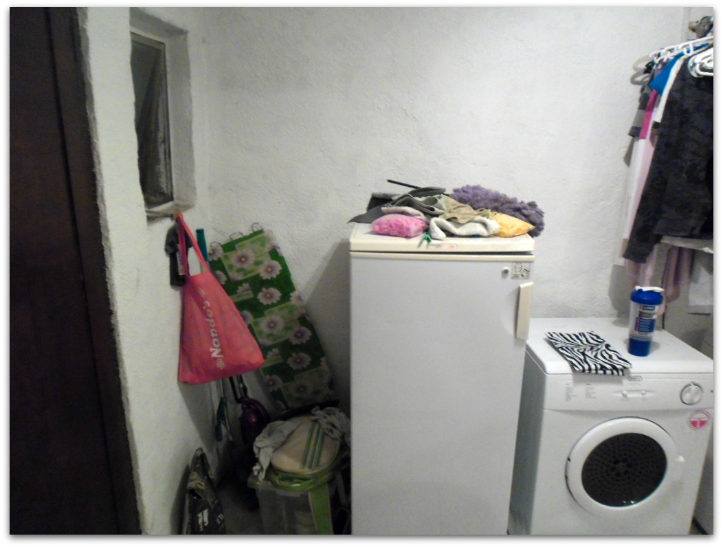 Laundry Reveal With A Blast