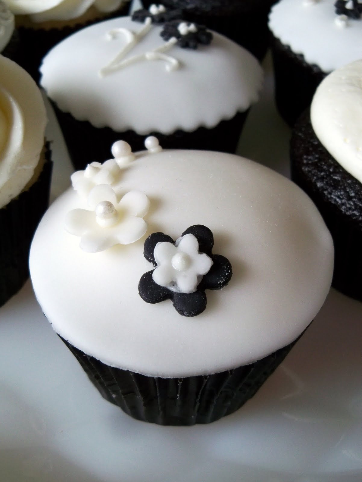 Libby's Cupcakes Etc Fondant Covered Cupcakes