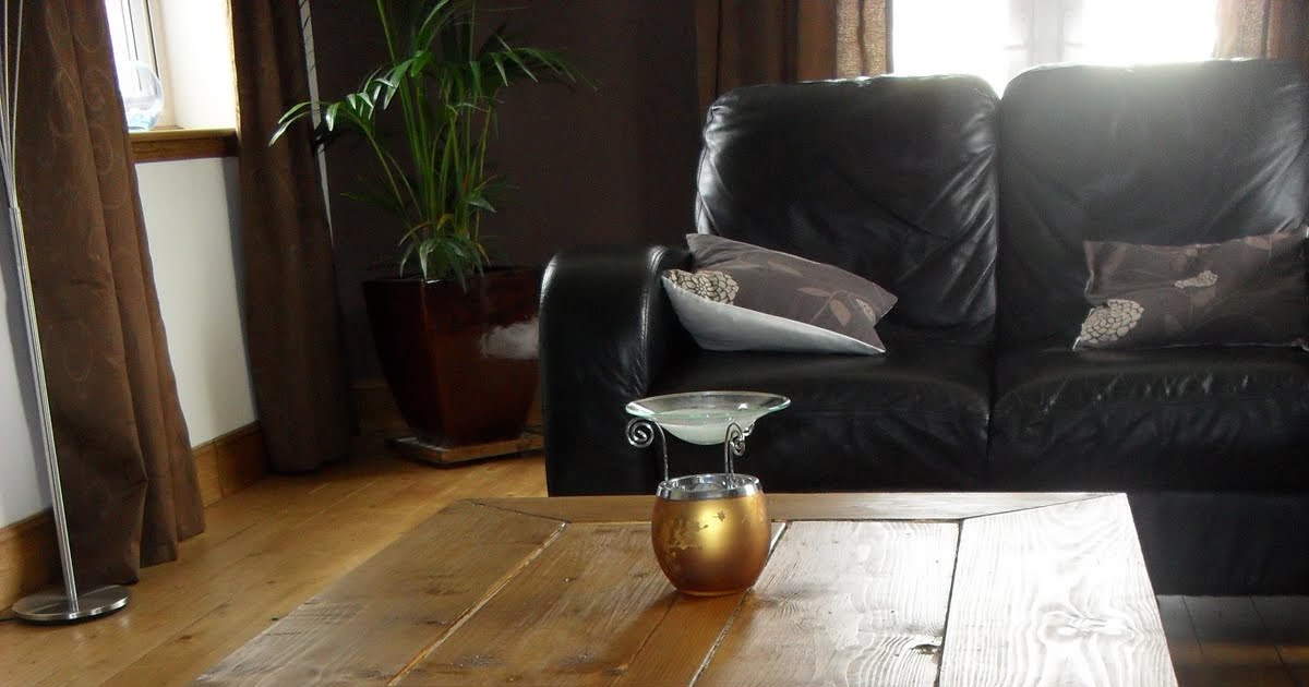 Coach House Crafting on a budget Tutorial A fish tank, scrap wood and