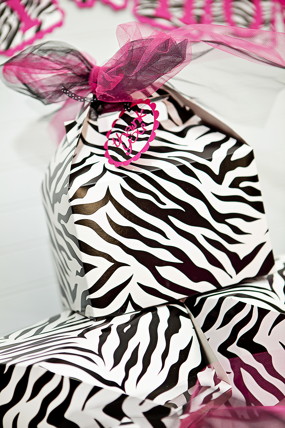 JustBeccuz: Hot Pink & Zebra Baby Shower