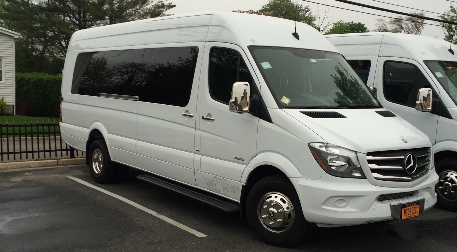Dynasty Limousine Spotlight Mercedes Sprinter