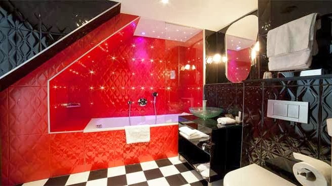 Baño blanco con rojo ~ dikidu.com