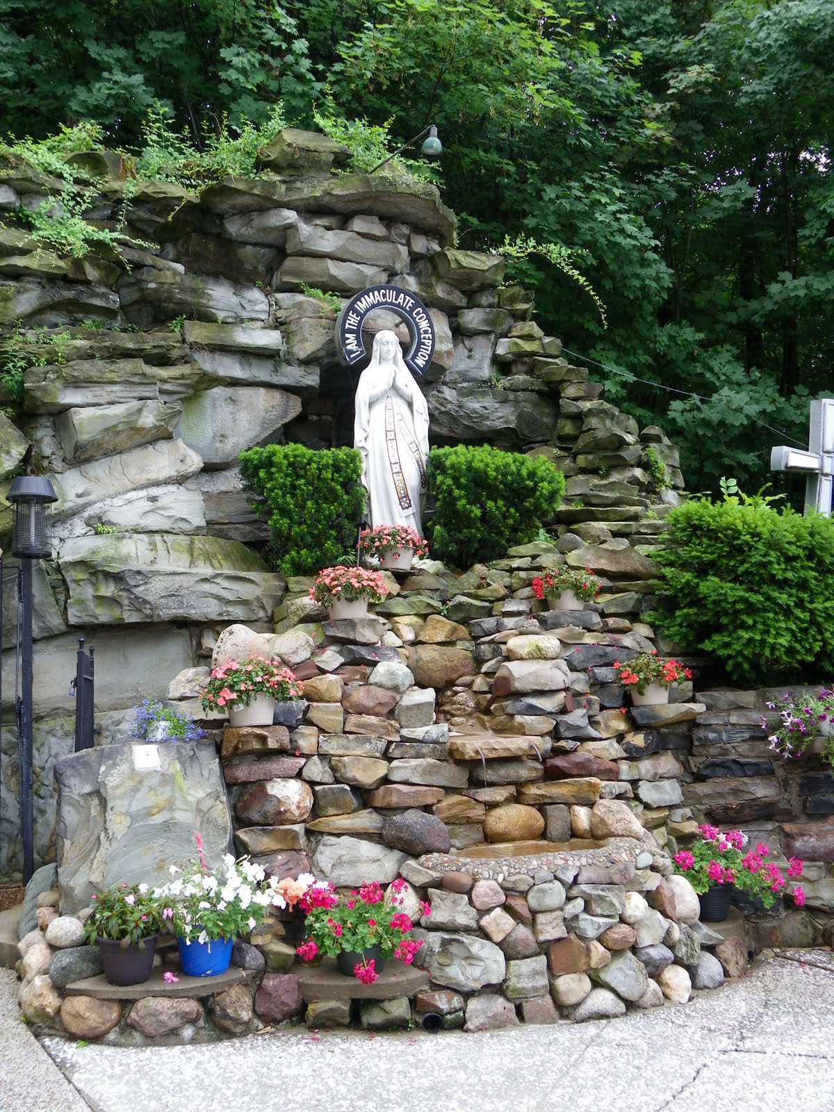 floralzoom Our Lady of Lourdes Shrine Ohio