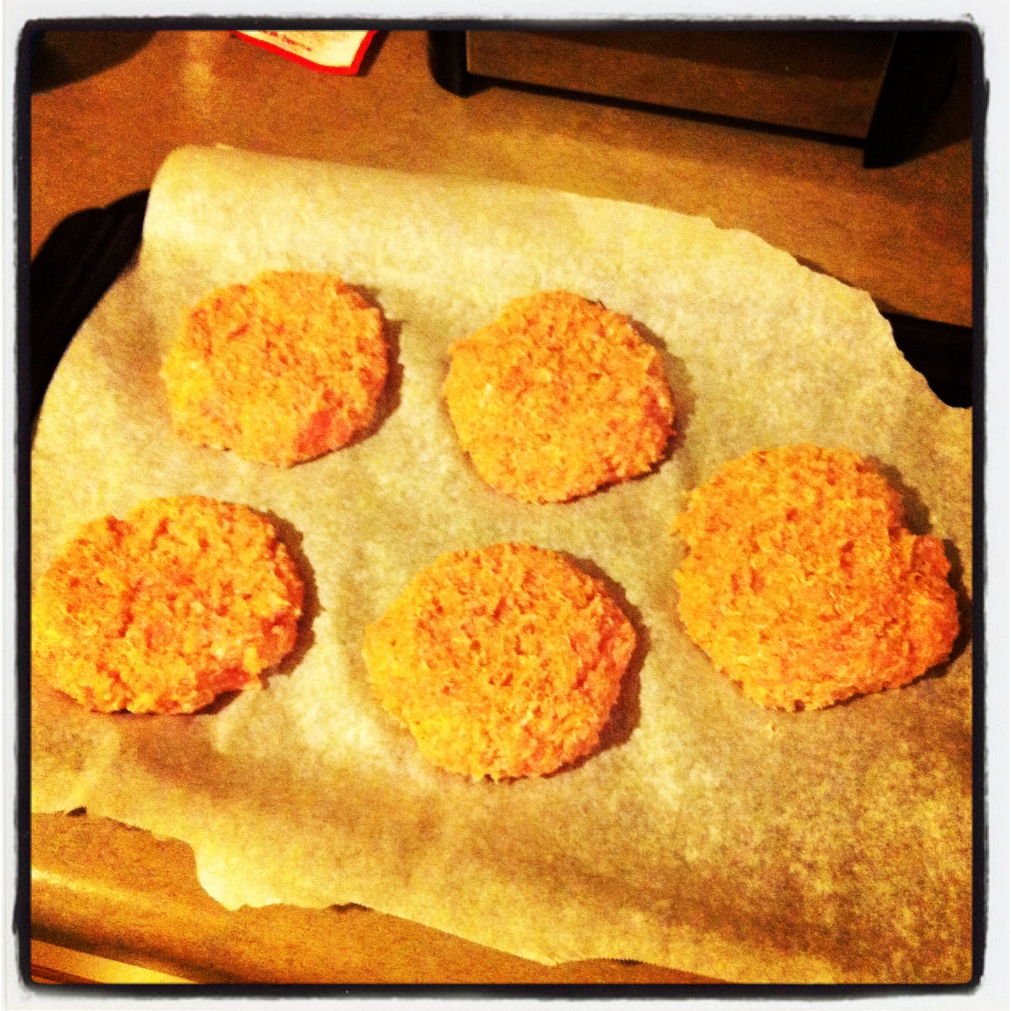 Run.Love.Pug. QuinoaChicken Burgers