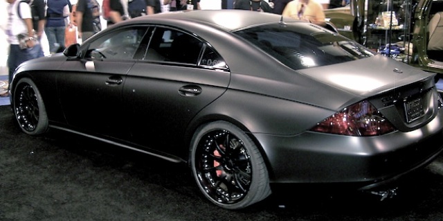 Murdered+Out+Mercedes+CLS+2.jpg