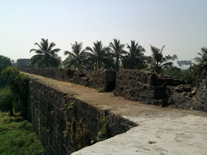 Arnala Fort Photos