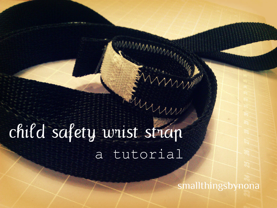 smallthingsbynona child safety wrist strap a tutorial