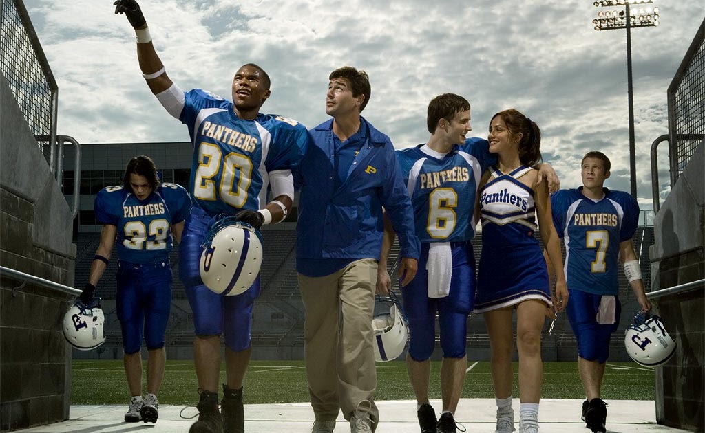 CRÔNICA POPULAR Friday Night Lights a trama esportiva que falta na TV