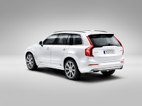 2015-Volvo-XC90-44.jpg