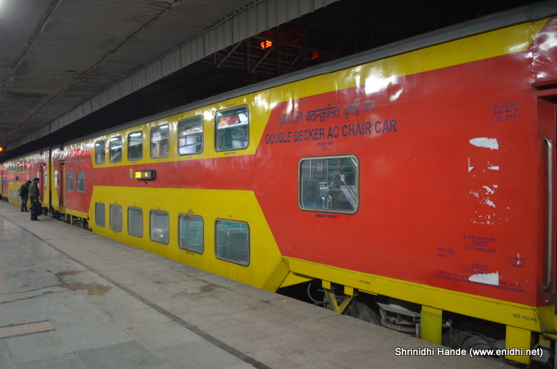 Jaipur Delhi Doubledecker Train experience eNidhi India Travel Blog