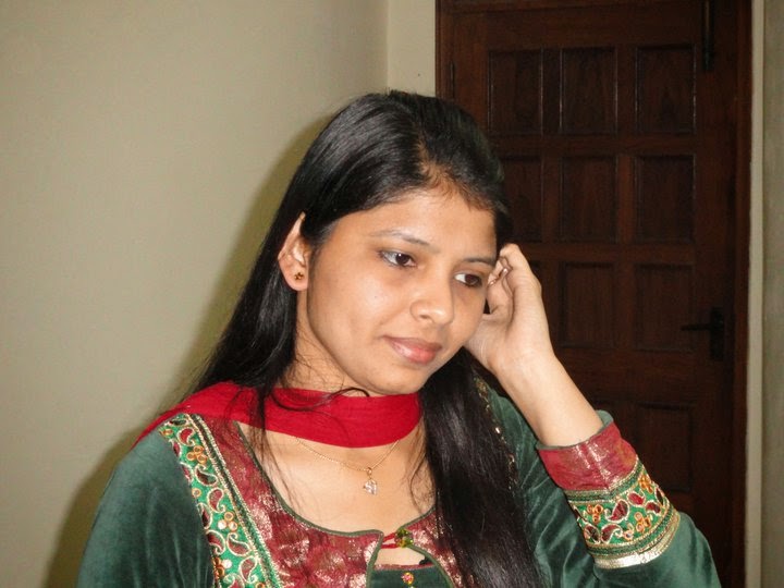 Beautiful Indian Local Girls Hot Photos