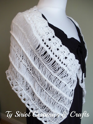 White wedding shawl in hairpin lace and crochet.
