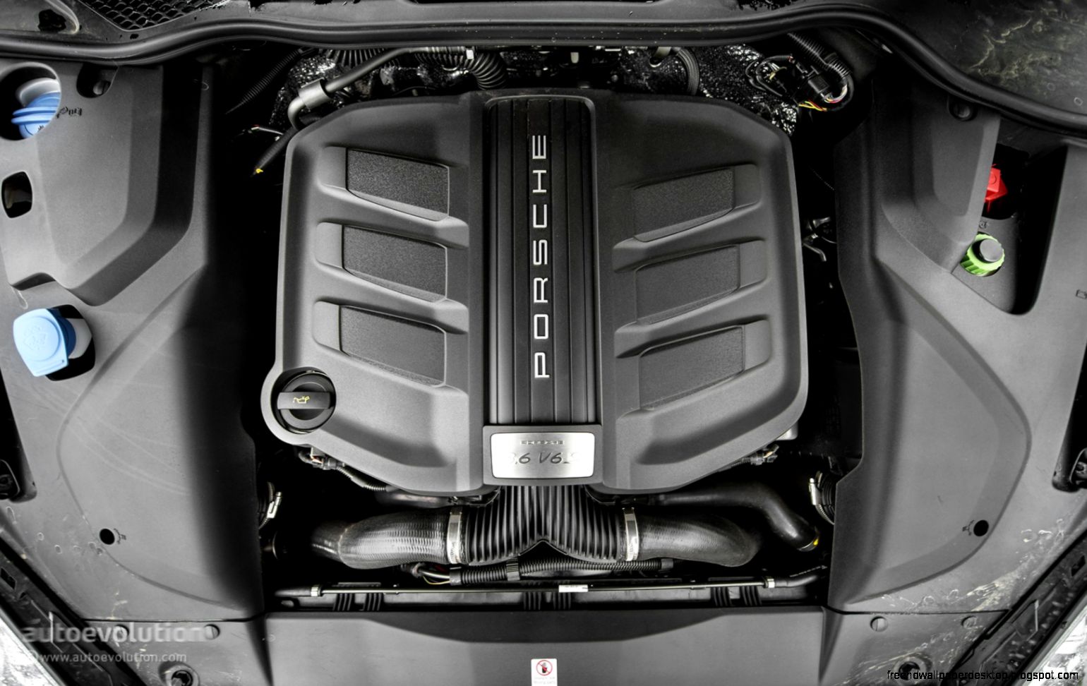 2015 Porsche Cayenne HD Wallpapers Subtle Giant