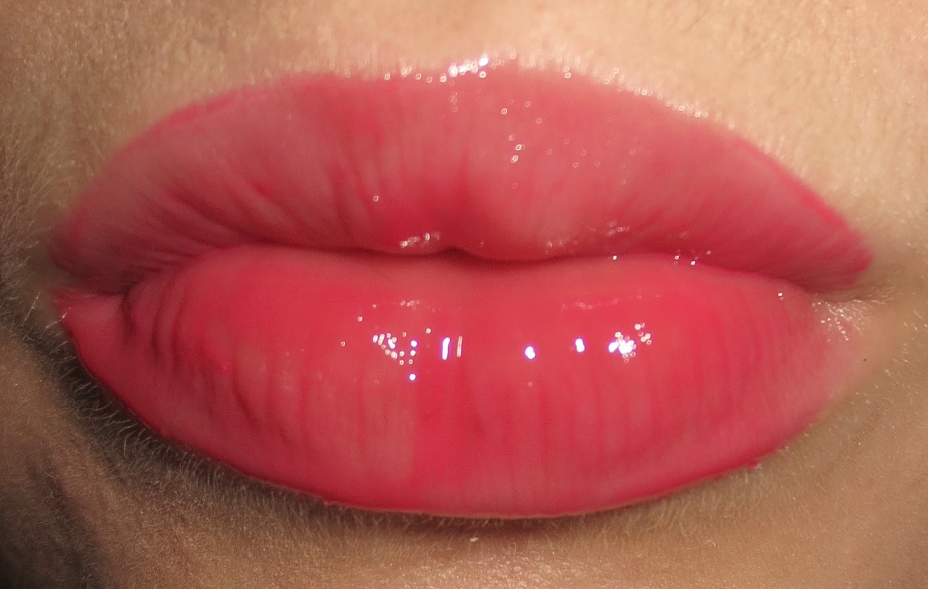 Smashbox Be Legendary Lip Gloss in Azalea Smashbox Be Legendary Lip Gloss in Azalea on lips