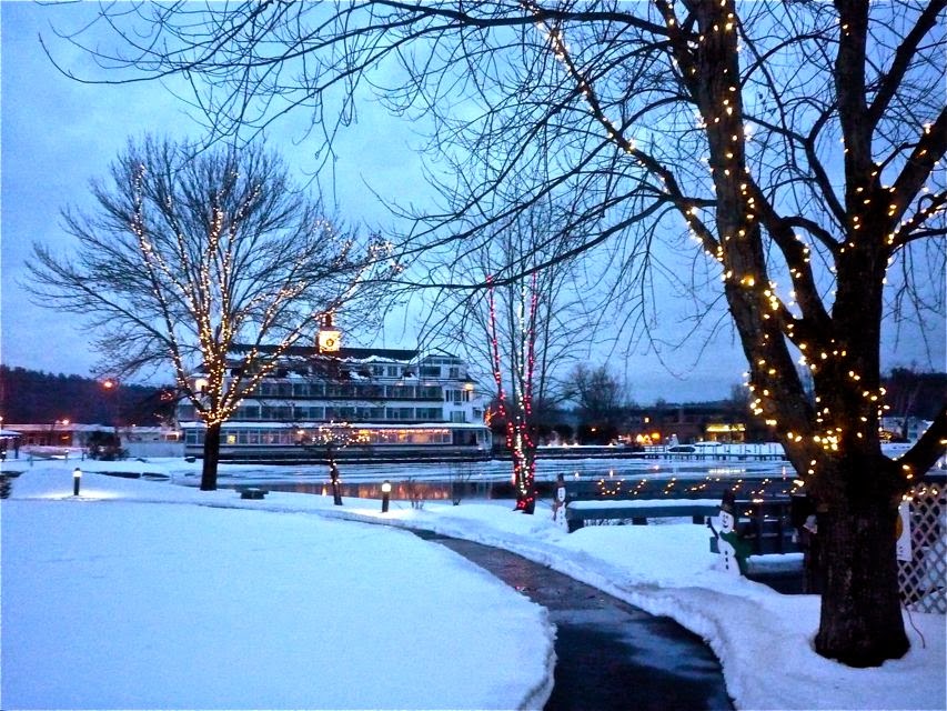 Visiting Mills Falls Marketplace for Shopping, Dining, Lodging in