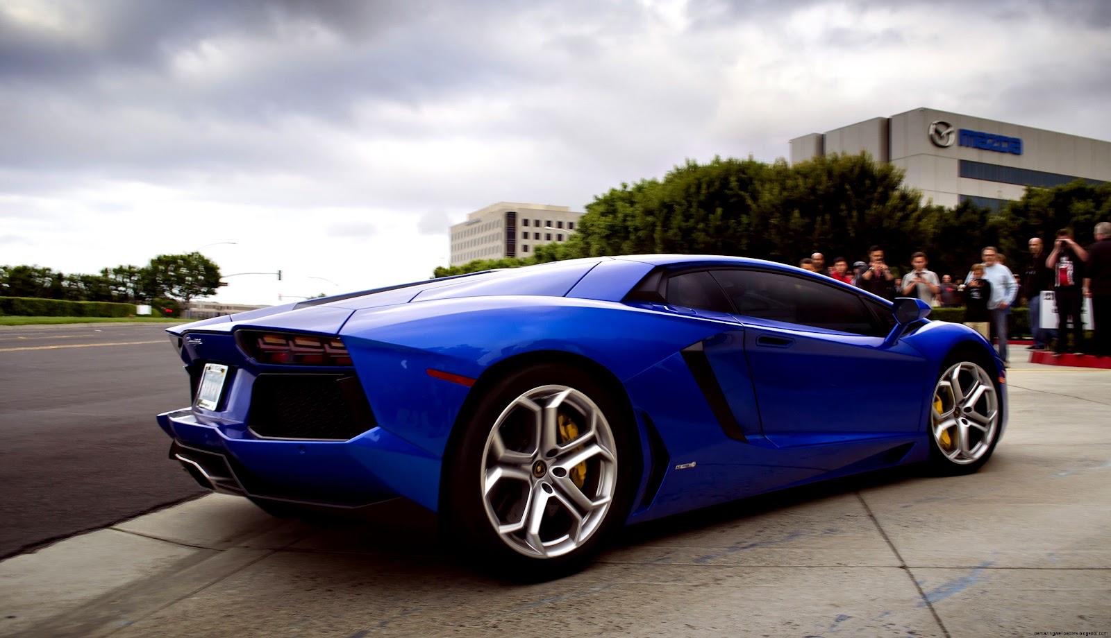 Blue Lamborghini Aventador Blue Lamborghini Aventador