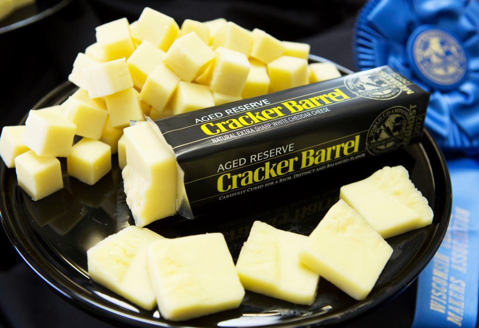 Coupon STL New Cracker Barrel Cheese Coupon 1/2 + Schnucks Deal