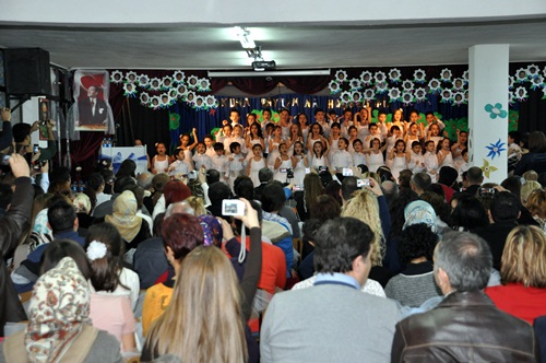 ahmet simsek egitim kurumlari 1 a ve 1 e sinifi okuma bayrami resimleri