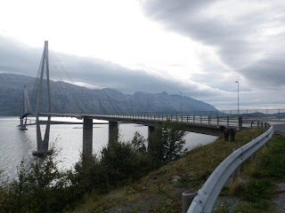 Helgelandsbruen