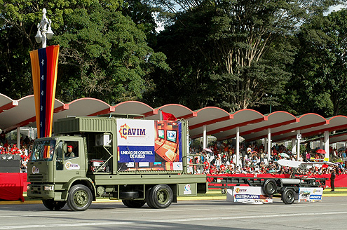 UAV en la AMBV - Página 16 Desfile+Militar+5+Julio+2012-Venezuela+defensa-23