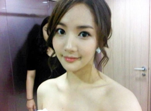 Park Min Young สวัสดีปีใหม่ด้วยภาพอันน่ารัก