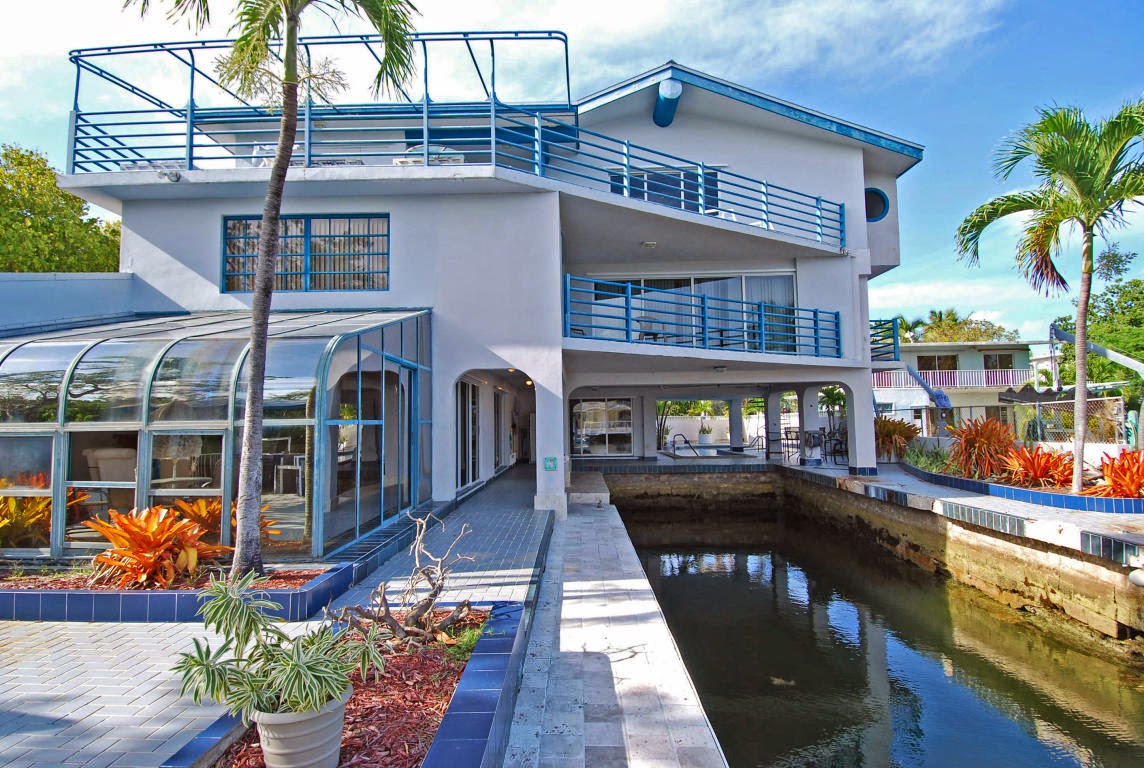 Real Estate in the Florida Keys HUGE house on a deep canal with Pool