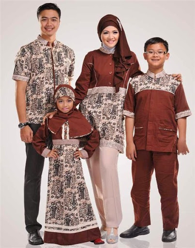 Trend model baju muslim batik sarimbit couple keluarga terbaru 2017/2018 Trend model baju muslim batik sarimbit couple keluarga terbaru 2017/2018