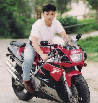 Ken and his Suzuki RGV250 (1996)