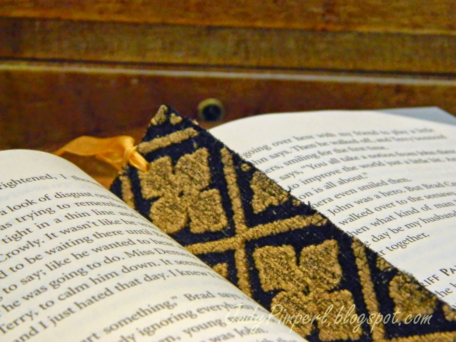 Judy Hanks Pimperl A Fun Way to Recycle an Old Hardback Book