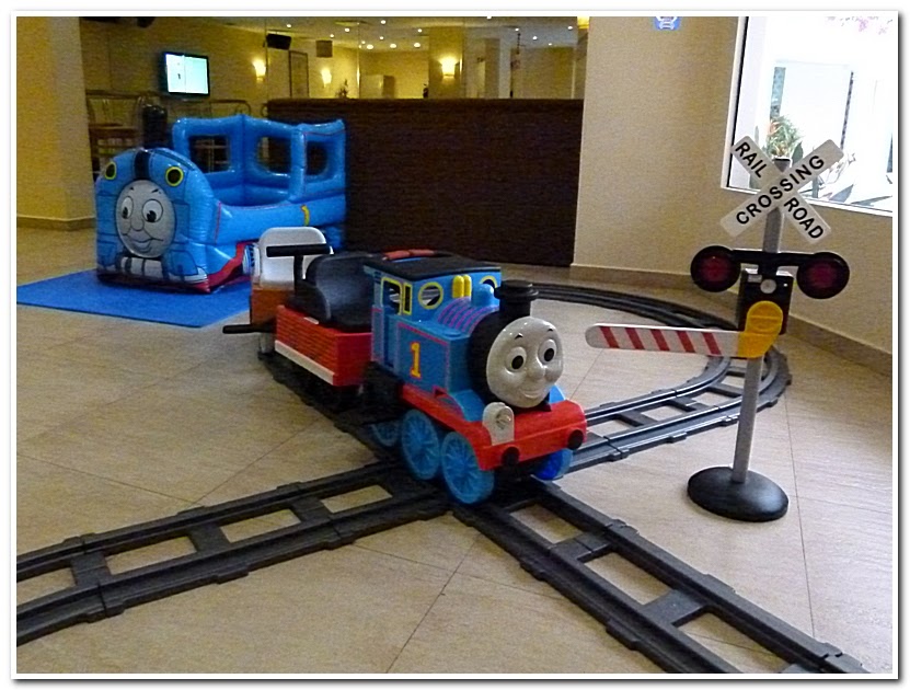 railroad crossing signal toy