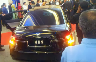 new-look Proton Perdana as the official car of the government.