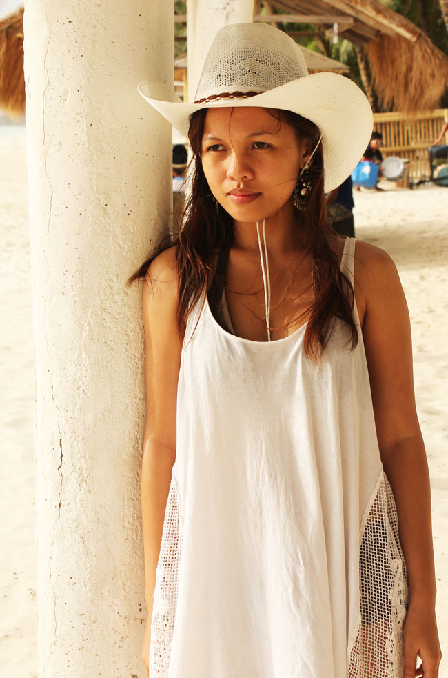 white sand and white zara sleeveless, white sand boracay, White Zara top and White hot (thrifted from a local vendor in Boracay) and White Vintage Earings (Thrifted in D-mall ,Boracay), white zara, white cap, Boracay white shores, Boracay shoreline, white sand and white zara sleeveless, white sand boracay, White Zara top and White hot (thrifted from a local vendor in Boracay) and White Vintage Earings (Thrifted in D-mall ,Boracay), white zara, white cap, Boracay white shores, Boracay shoreline