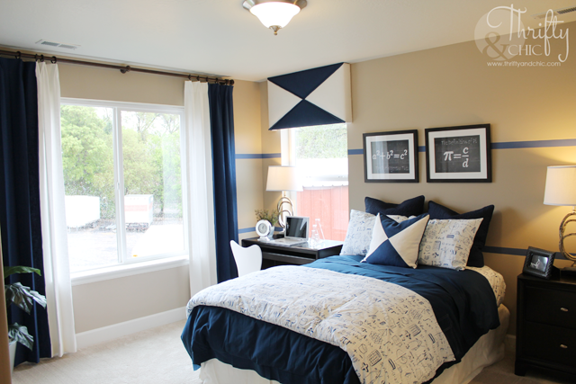 bedroom decor ideas with blue accents