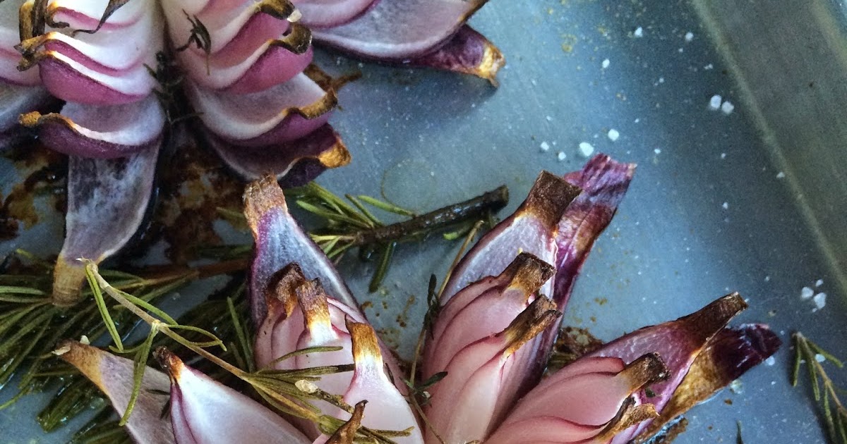 Tate's Kitchen red onion flowers