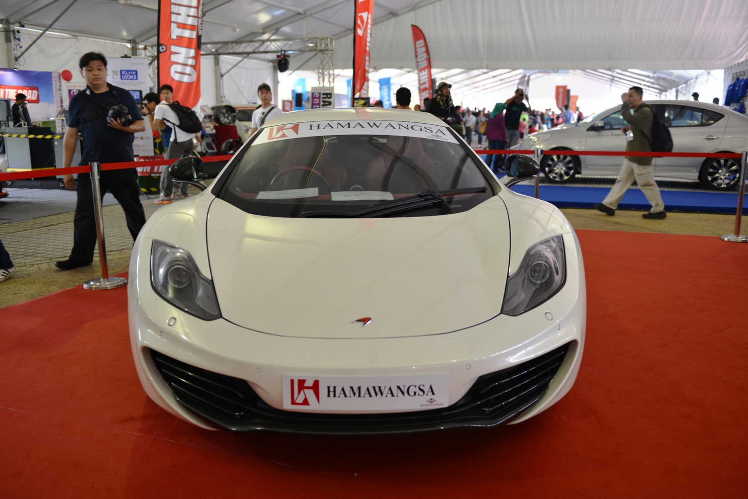 Asian Auto Digest Mclaren Mp4 12c Up Close Interior
