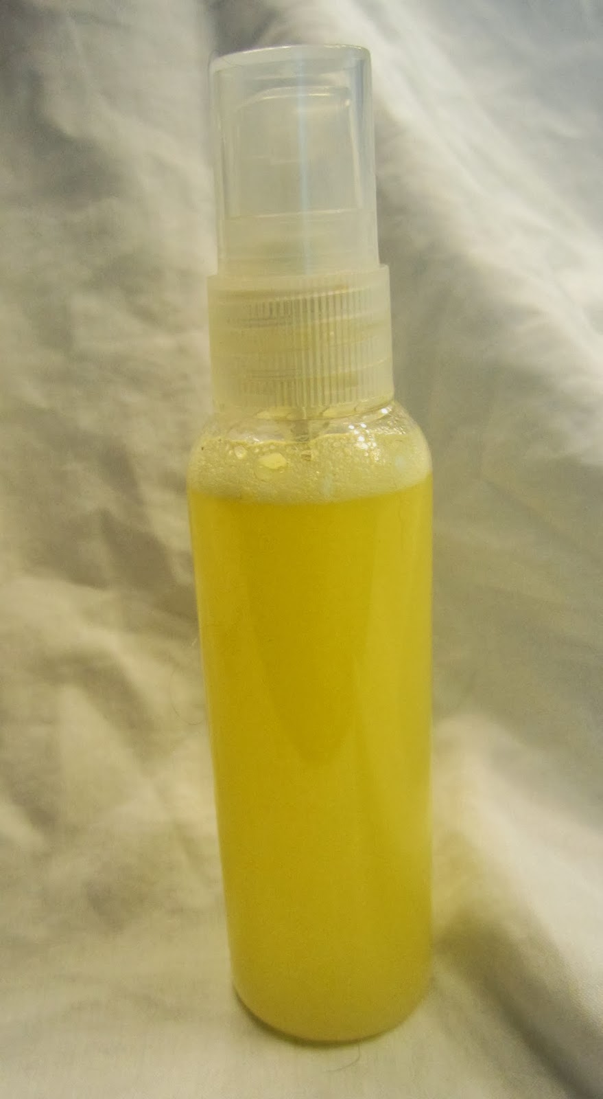 Harvest Moon by Hand Calming and Deodorizing Sprays with Essential Oils