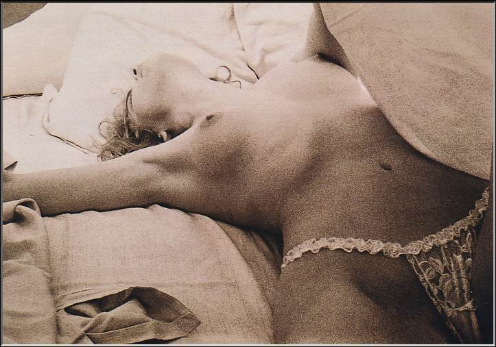 Pity, that Sharon stone masterbaits porn entertaining Sharon stone masterbaits porn
